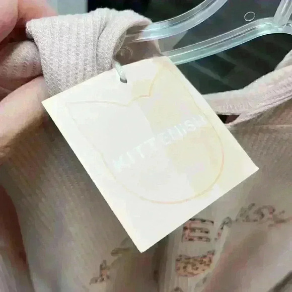 Kittenish babe, thermal crop top - Picture 3 of 8